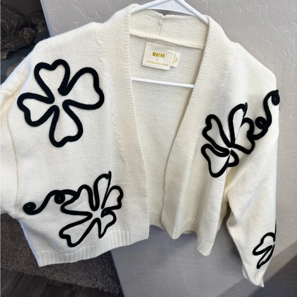 Anthropologie White Cardigan with Black Floral Accents - Picture 6 of 7